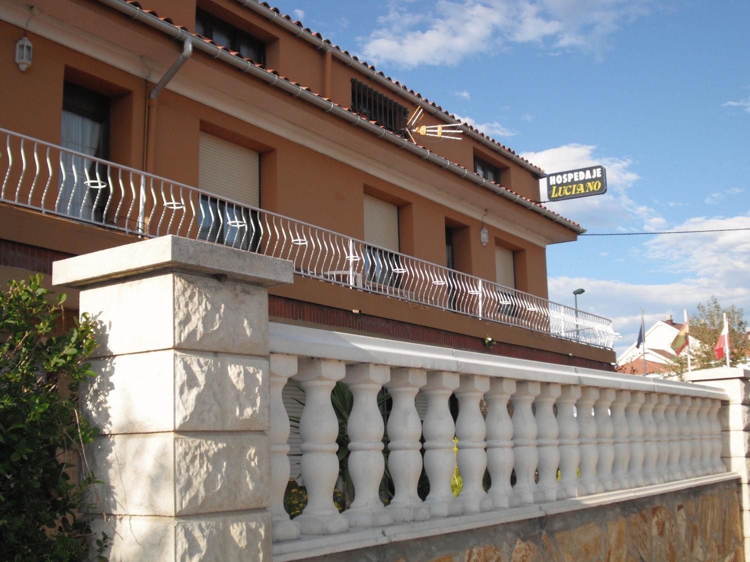 Hospedaje Luciano Suances Exterior photo
