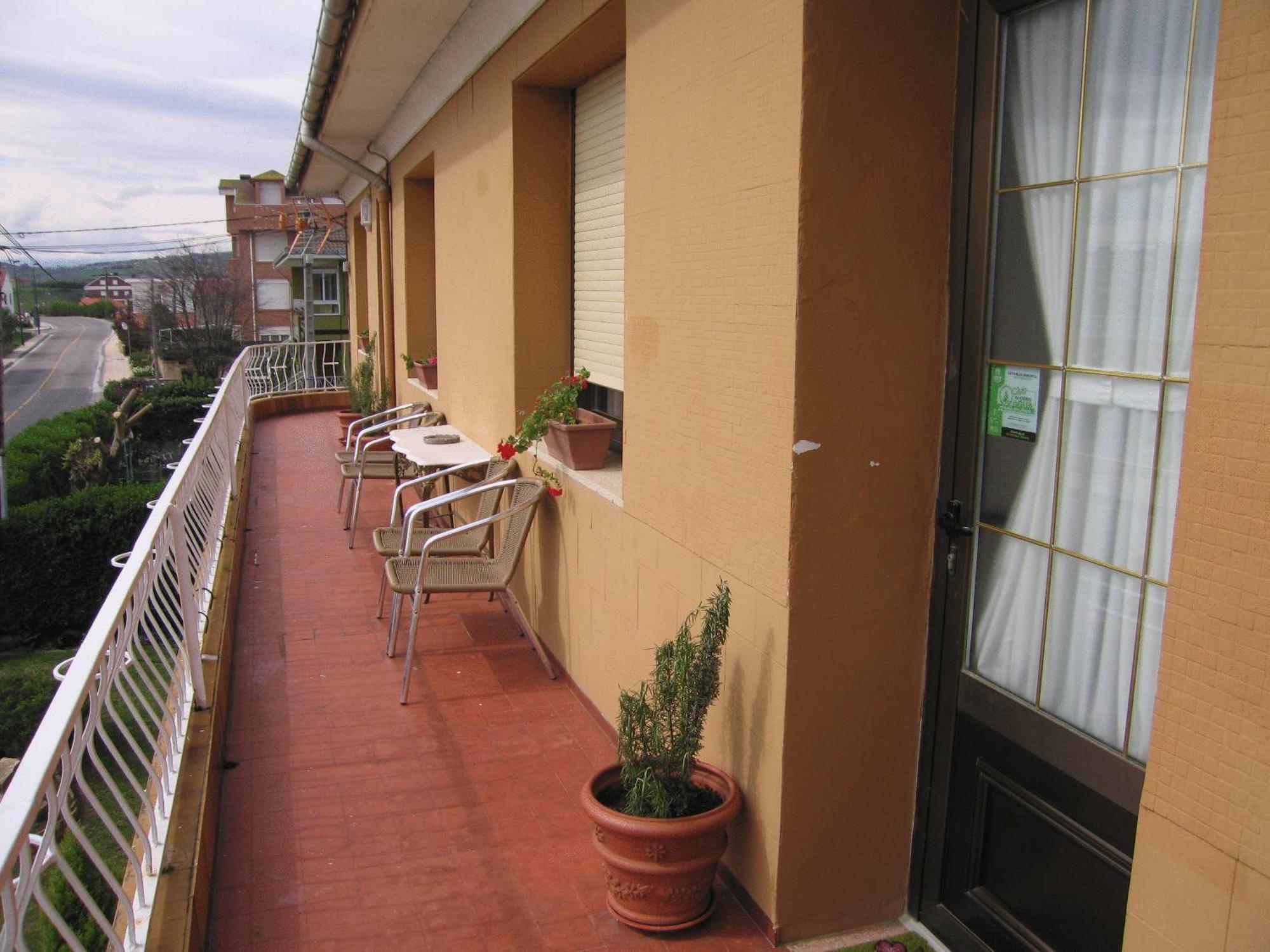 Hospedaje Luciano Suances Exterior photo